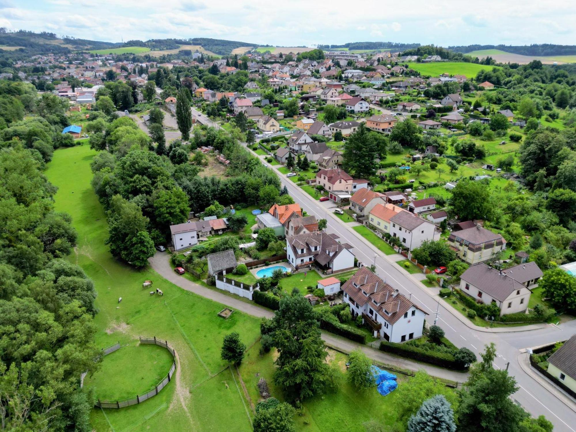 Penzion Beako Na "Pinglu" Votice Exterior foto